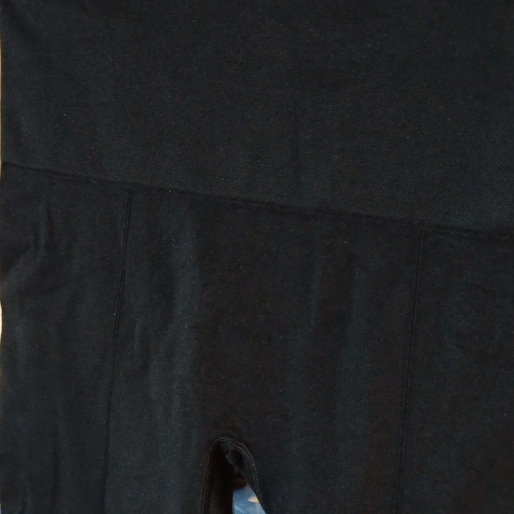 Yummie Women's Shapewear legging M/L black - Picture 3 of 7